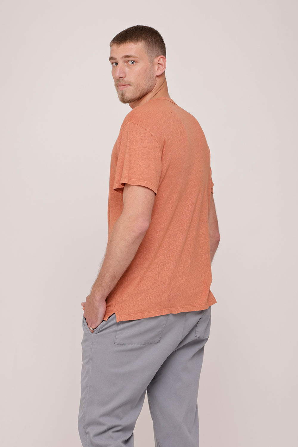 Unisex Niki T-Shirt - Umber ALEX