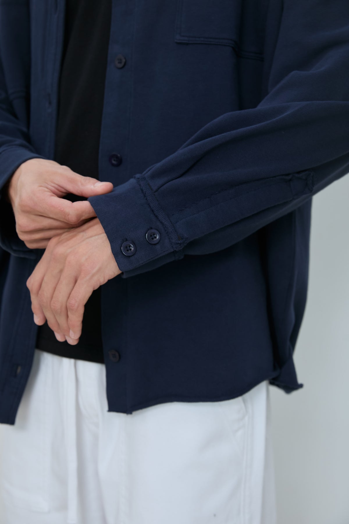 THE ISA SHIRT NAVY