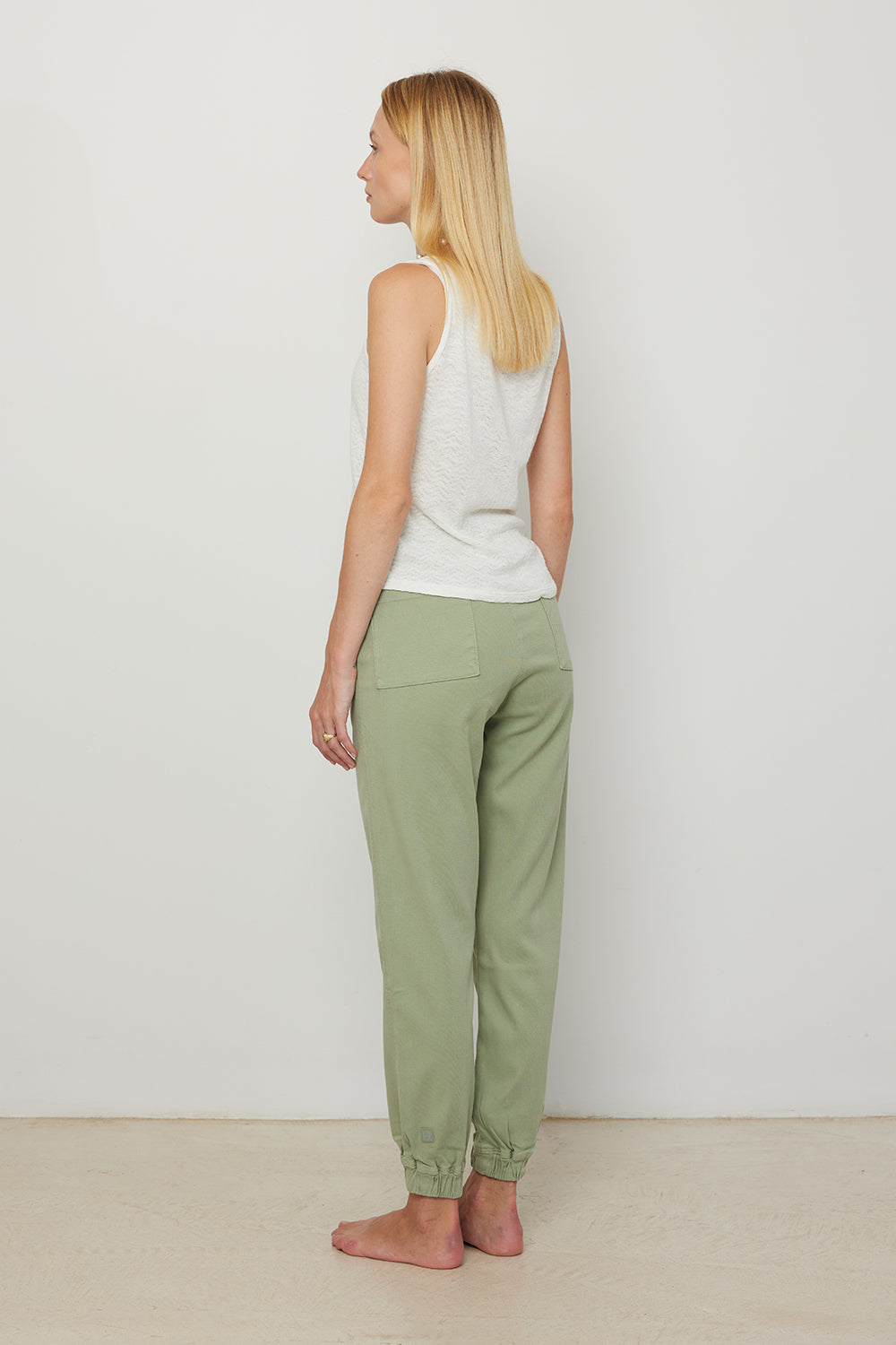 Unisex Pistachio Light Green