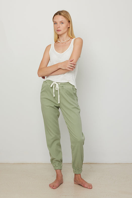 Unisex Pistachio Light Green