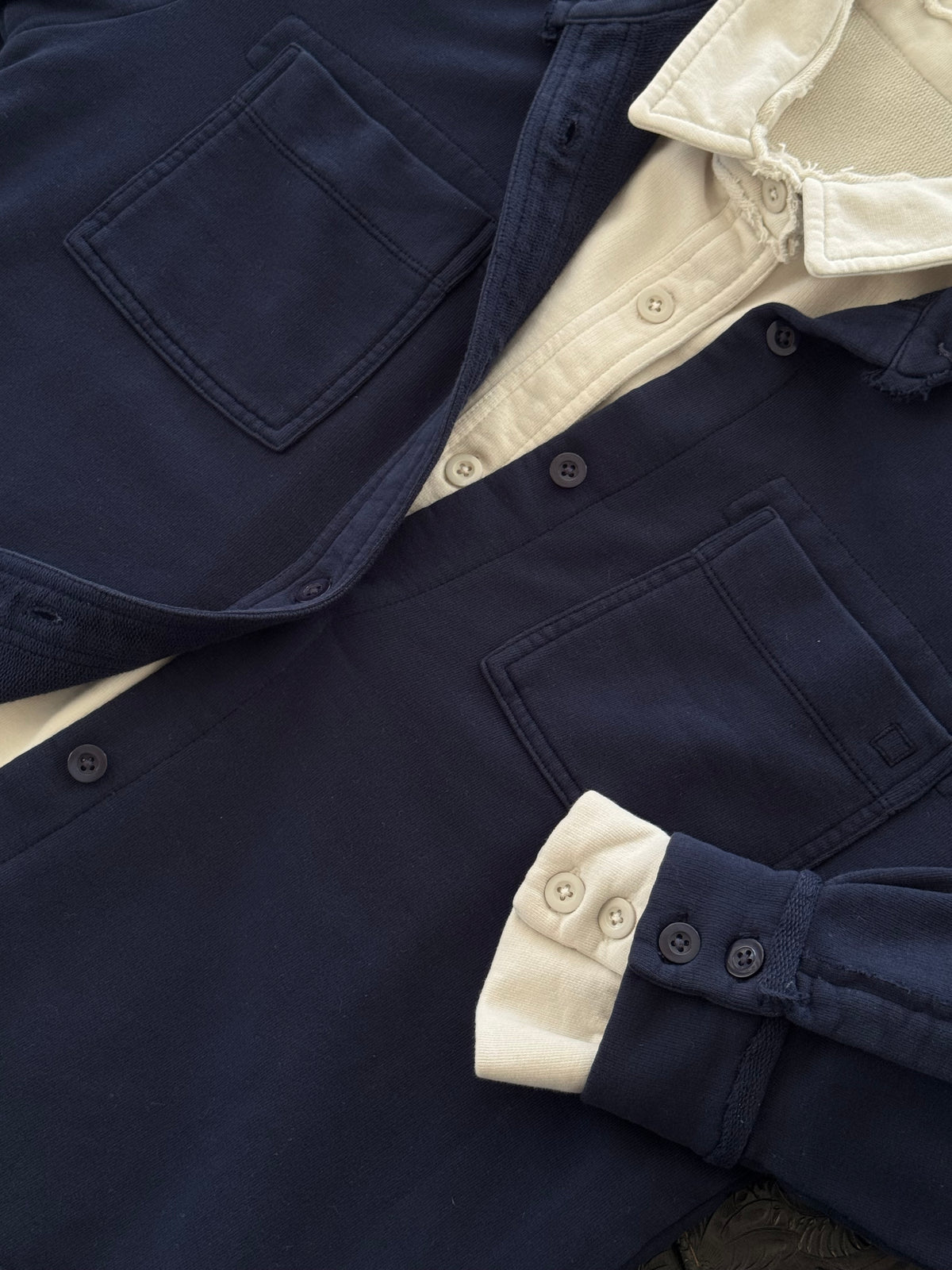 THE ISA SHIRT NAVY