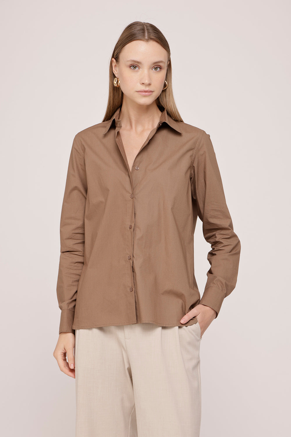 Brown Long Sleeve Buttoned Shirt