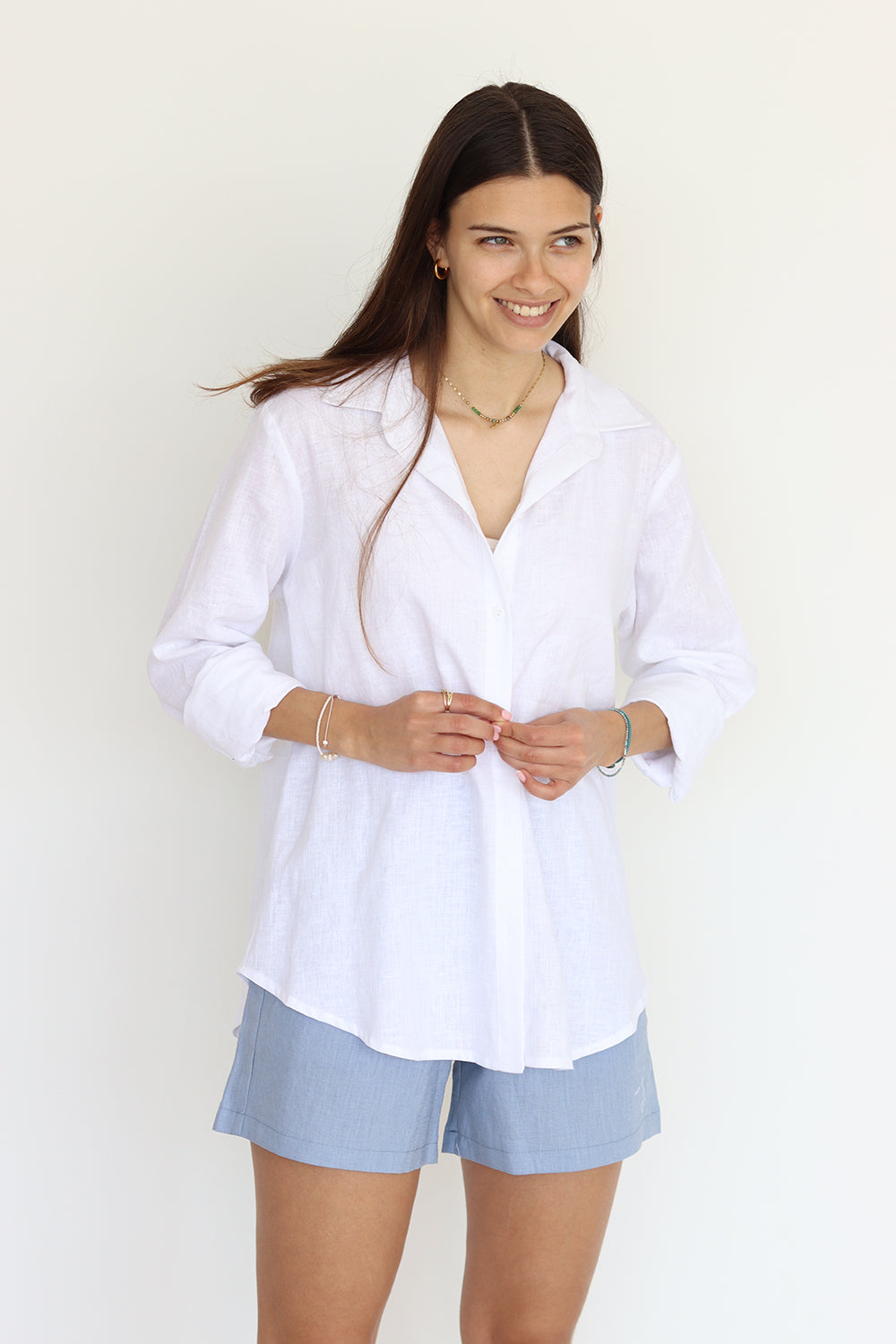 White Linen Long Sleeve Buttoned Shirt
